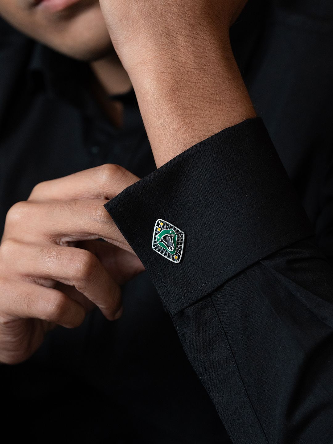 SHAYA Unisex Geometric Textured Cufflinks in 925 Silver-image-34