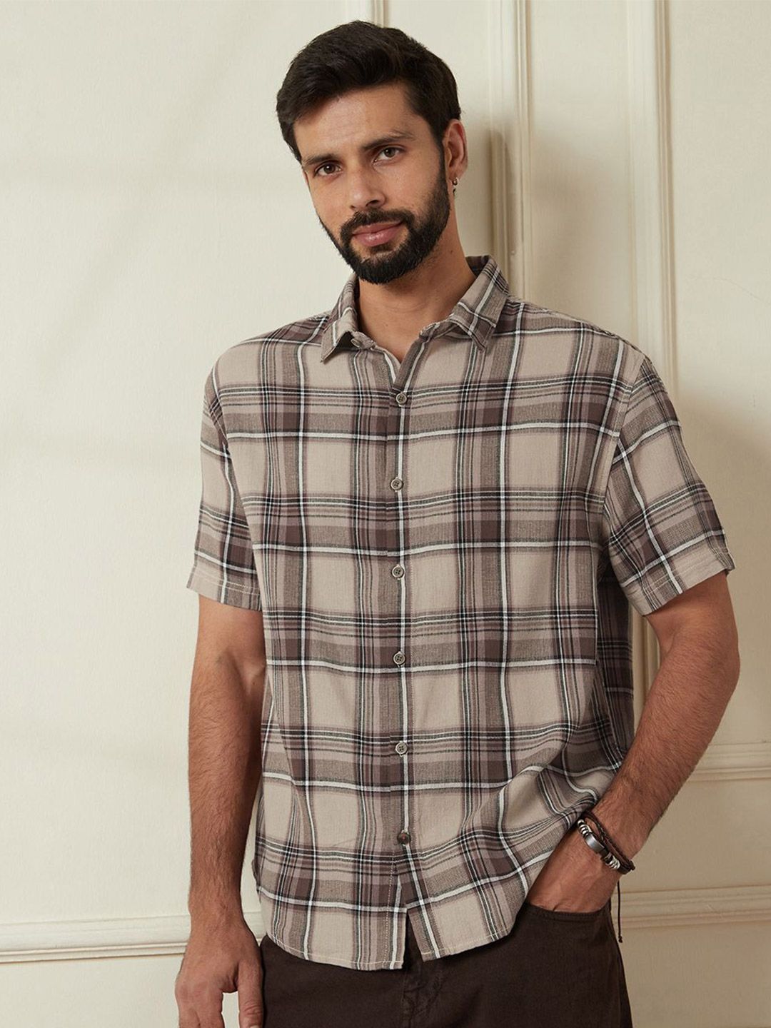 WROGN Men Comfort Relaxed Fit Spread Collar Tartan Checked Cotton Casual Shirt-picture-31