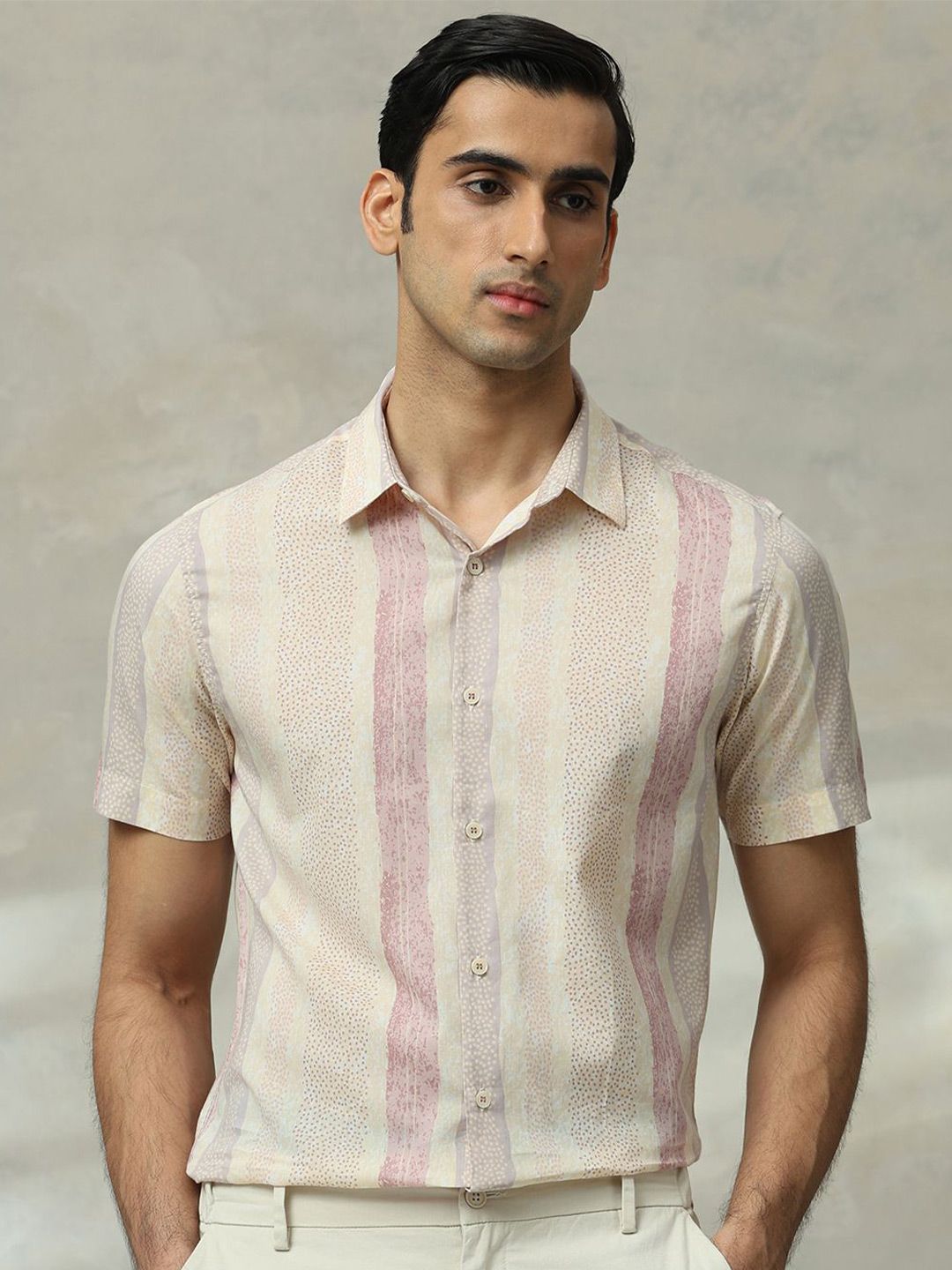 Mufti Men Slim Fit Spread Collar Vertical Striped Cotton Casual Shirt-picture-31