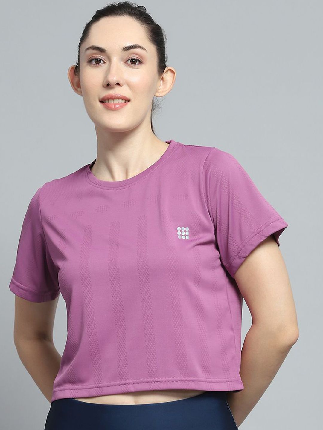 rock.it Women Self Design Sports Crop T-shirt-picture-32