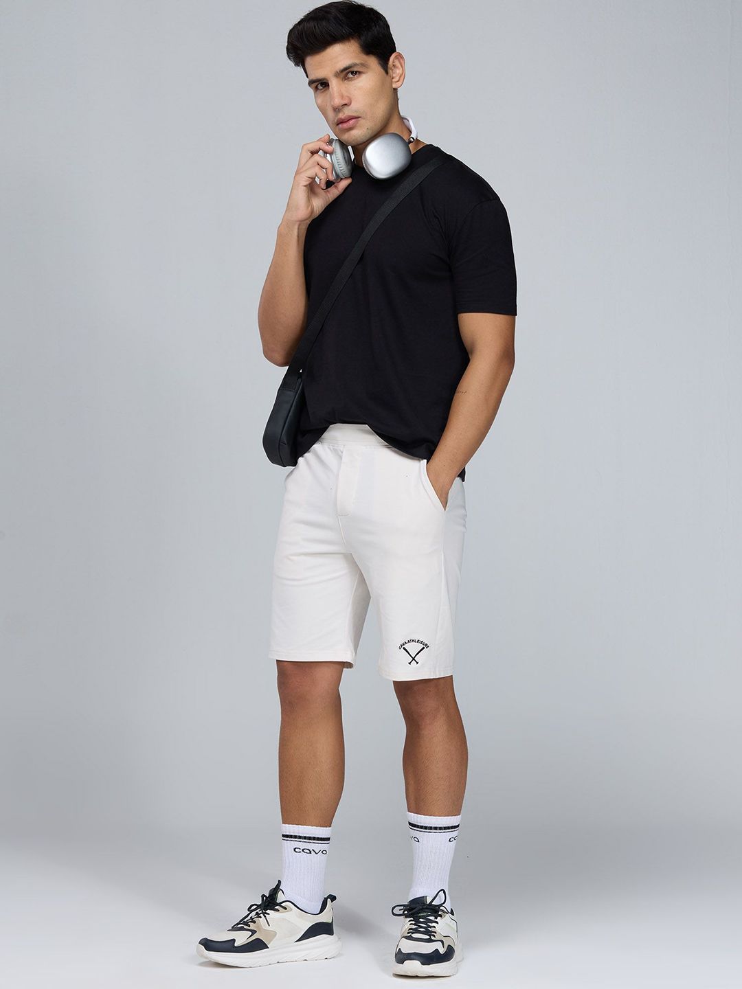 CAVA Mid-Rise Regular Shorts-picture-10