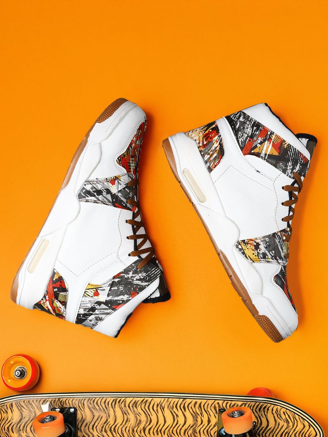 Woakers Men Colourblocked Sneakers-picture-11