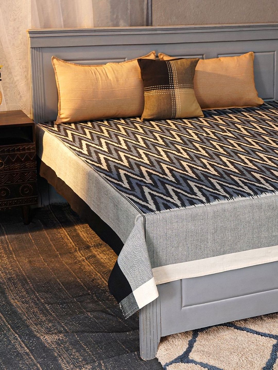 JAYPORE Black & Grey Printed Cotton Double Queen Bed Cover-picture-13