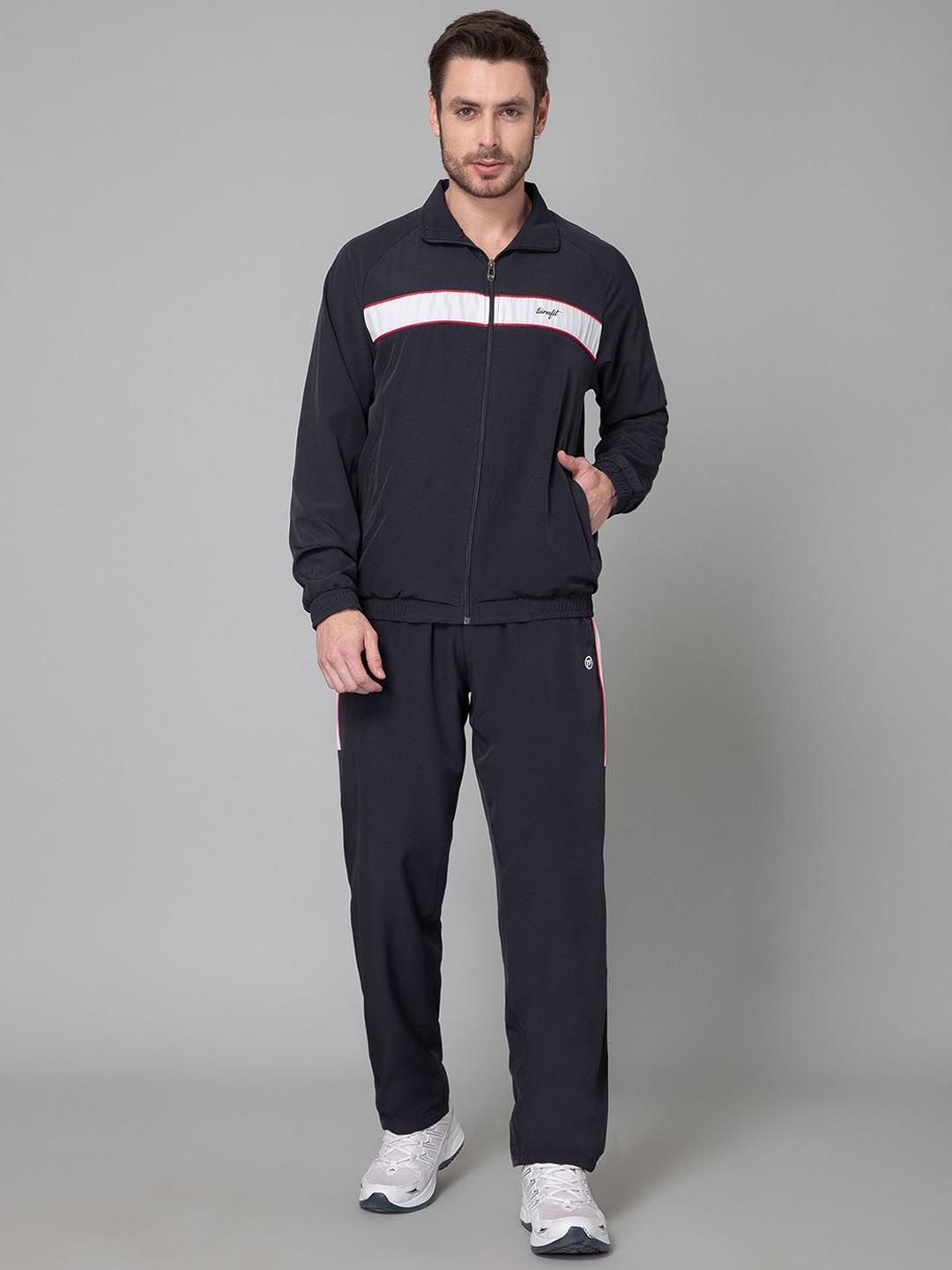 TURNFIT Men Mock Collar Tracksuits-image-31