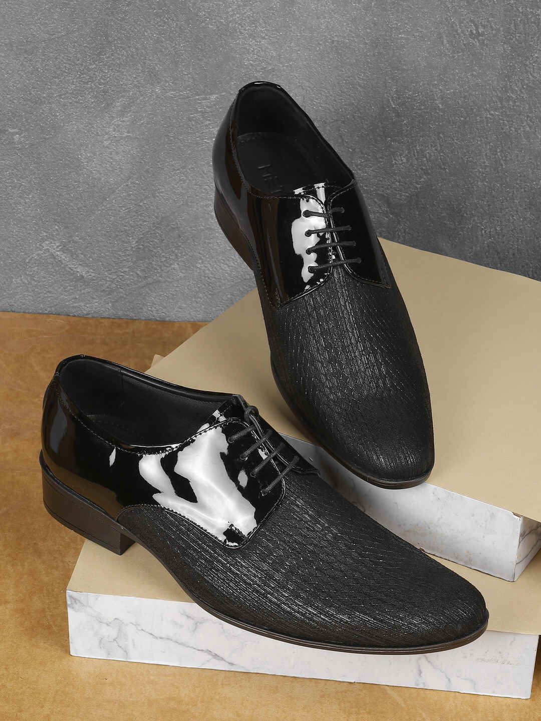 Metro Men Textured Leather Lace-Ups Derbys-picture-13