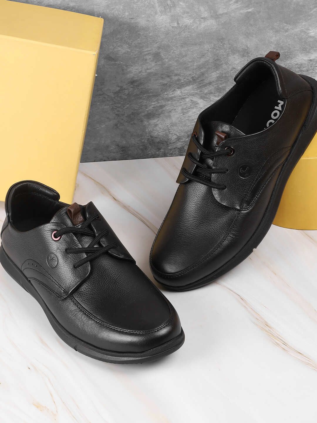 Mochi Men Leather Formal Shoes-image-12