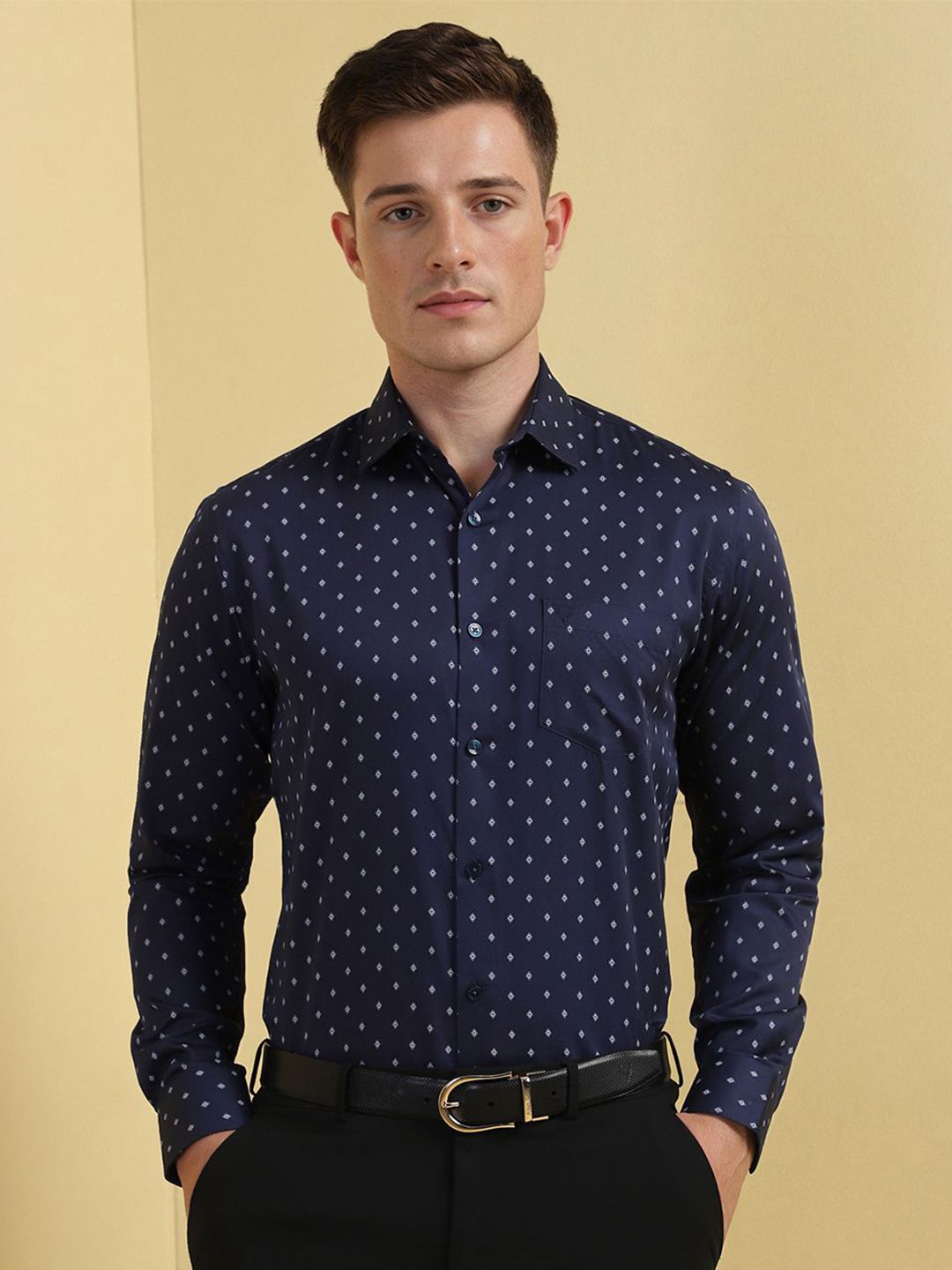 Allen Solly Men Slim Fit Spread Collar Geometric Printed Cotton Formal Shirt-picture-37