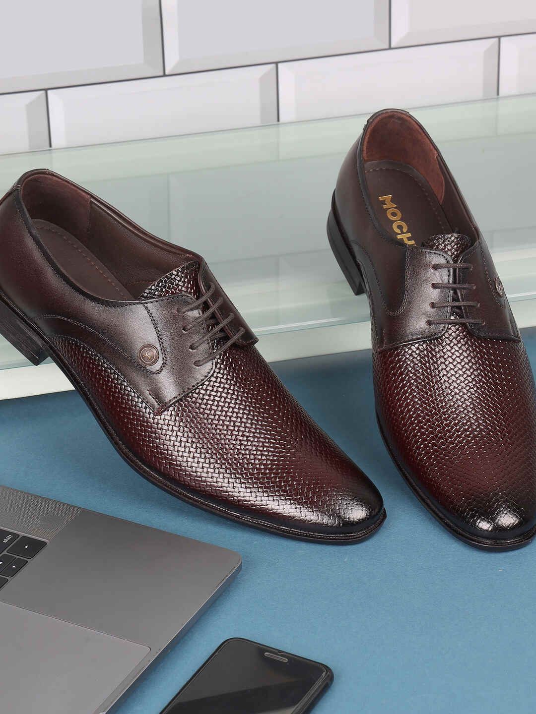Mochi Men Textured Leather Formal Derbys Shoes-picture-17