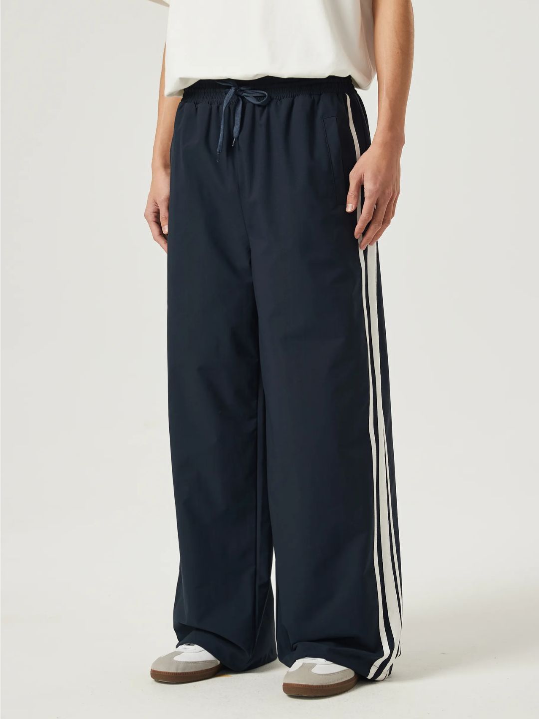 EVERDION Men Relaxed-Fit Mid-Rise Track Pant-picture-17