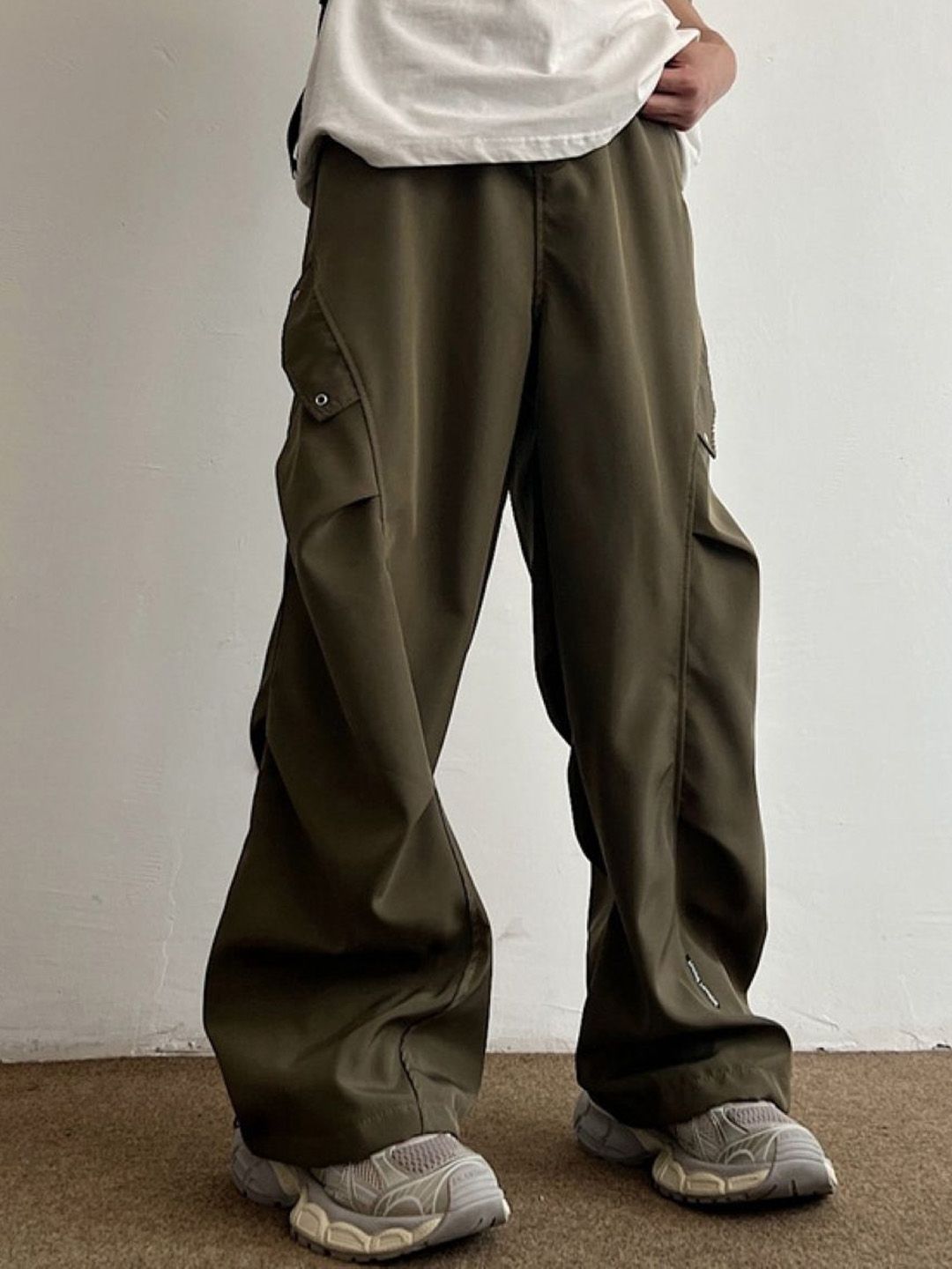 StyleCast Men Original Mid-Rise Regular Fit Trousers-picture-31