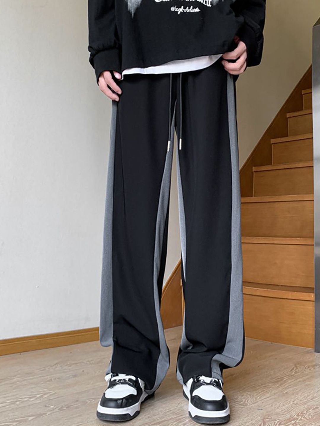 StyleCast x Revolte Men Colourblocked Loose Fit Mid-Rise Easy Wash Trousers-picture-25