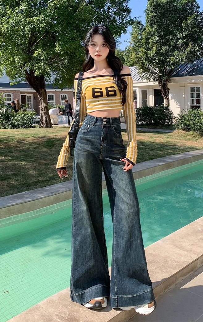 StyleCast x Revolte Women Bootcut Light Fade Jeans-image-0