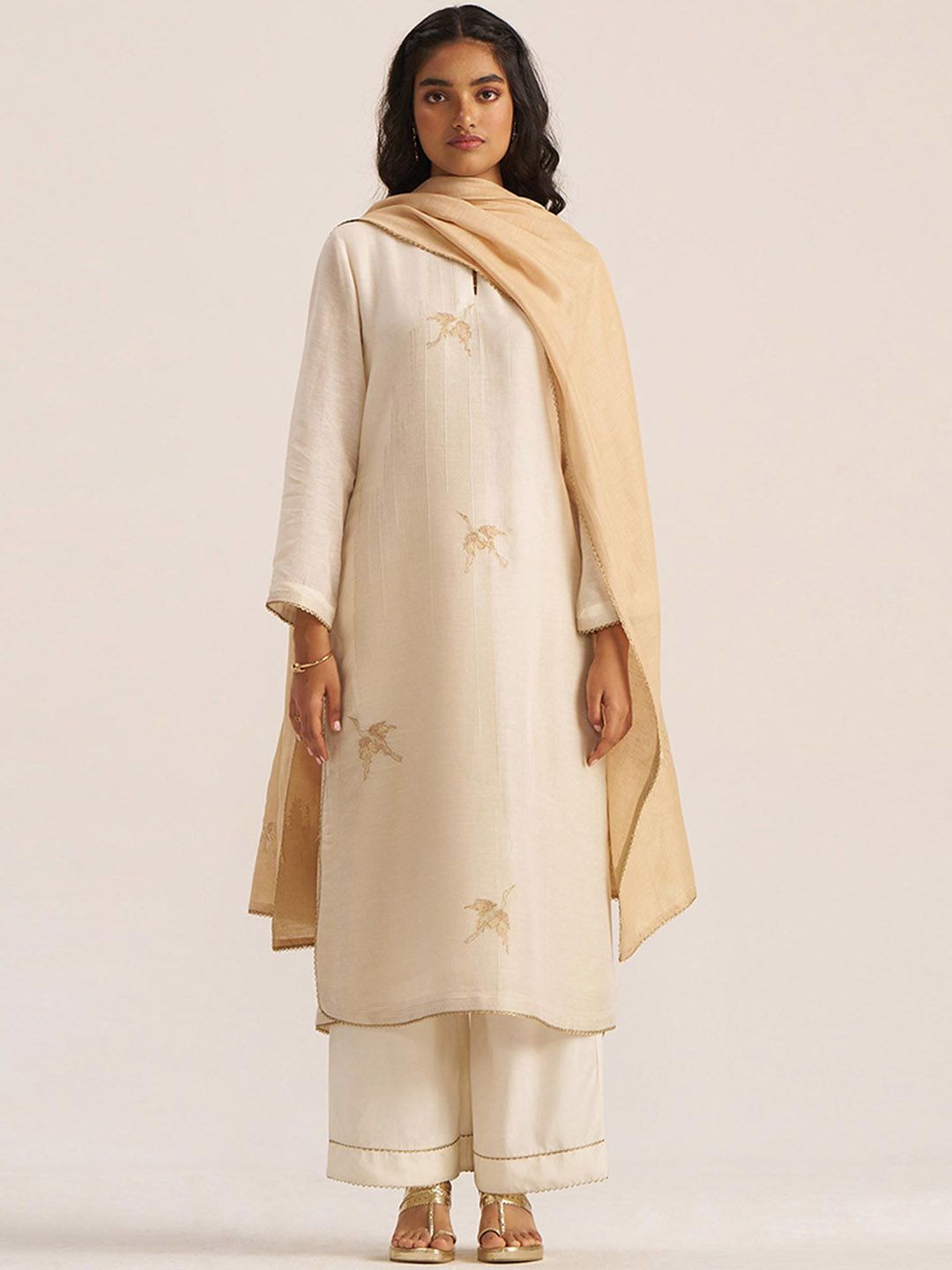 Ganga Floral Embroidered Keyhole Neck Gotta Patti Linen Kurta With Palazzos & Dupatta-picture-24