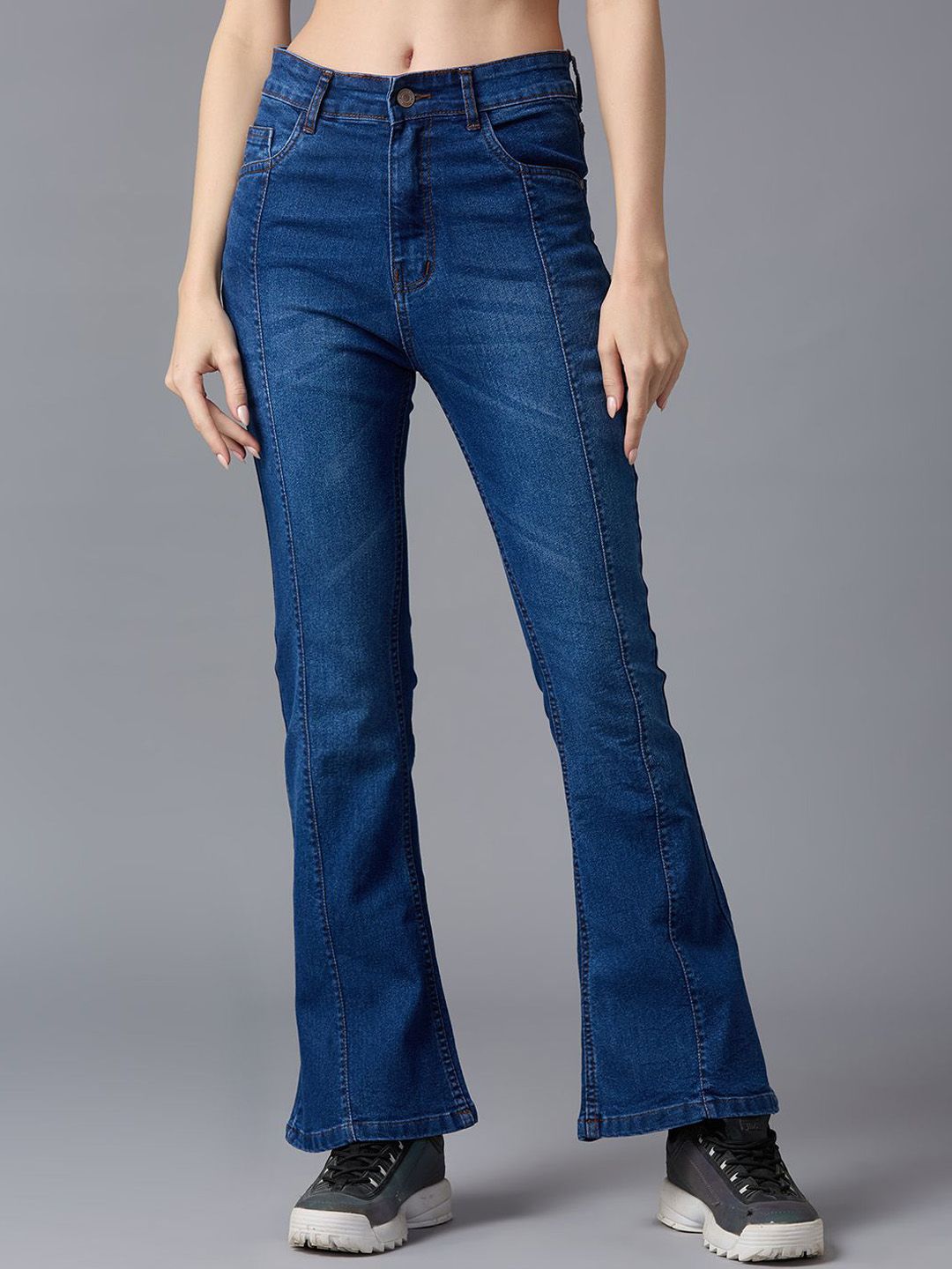 The Roadster Lifestyle Co Women High-Rise Flared Light Fade Jeans