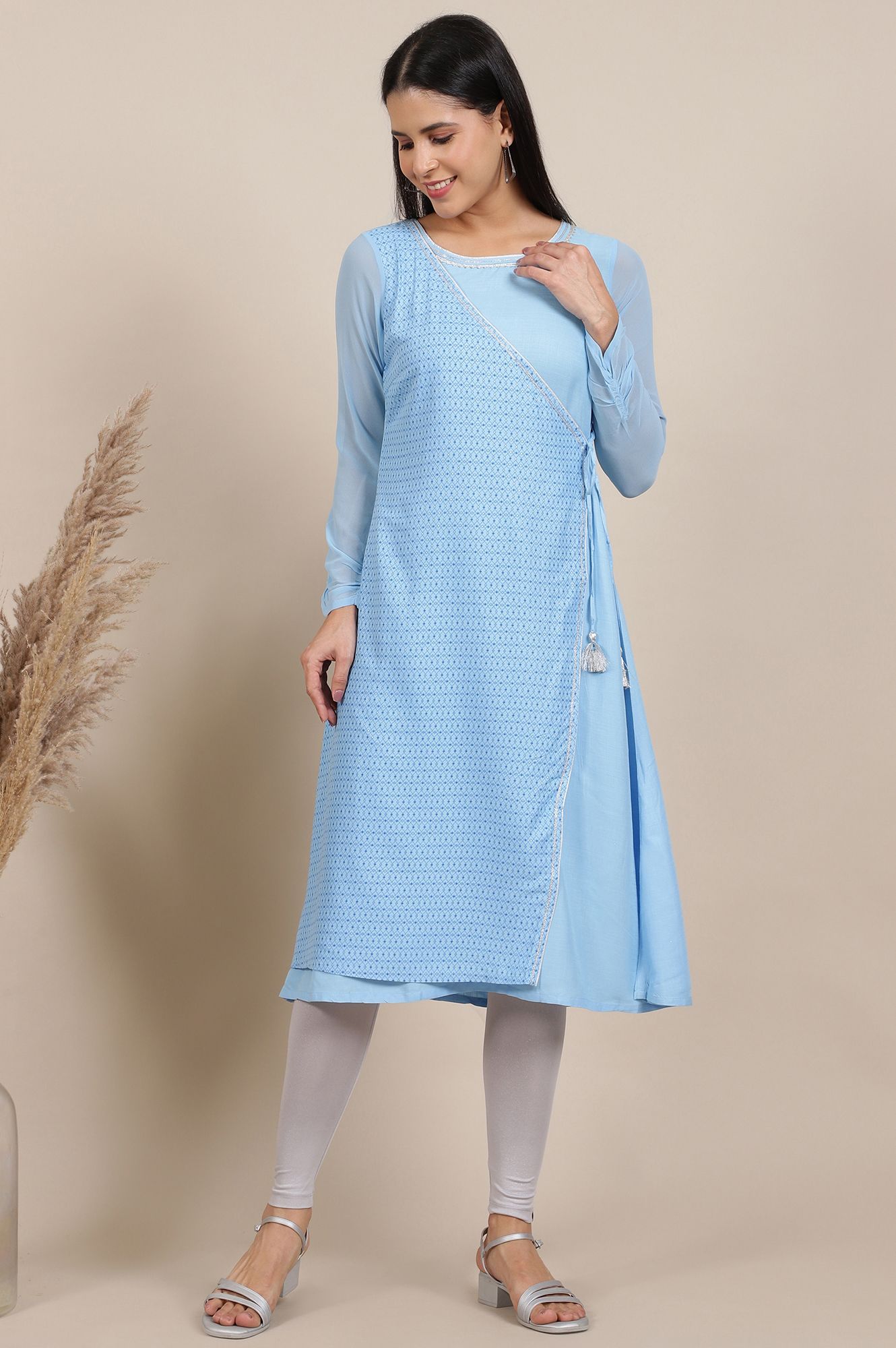 AURELIA Geometric Printed Round Neck Angrakha Kurta With Leggings-picture-15