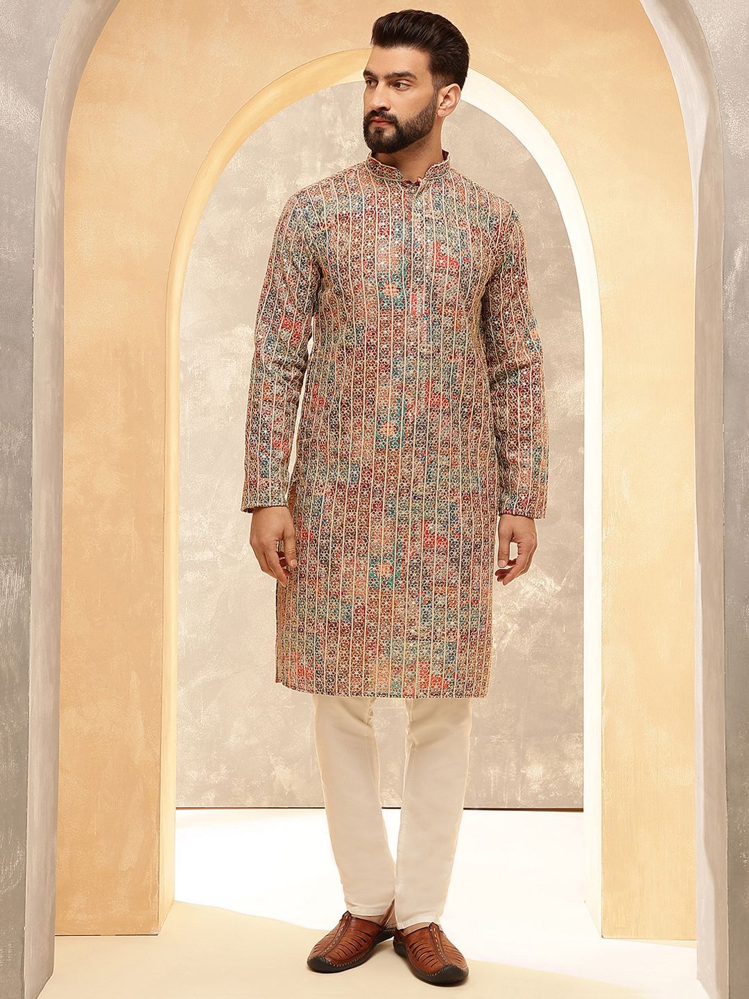 SOJANYA Floral Embroidered Zari Mandarin Collar Cotton Silk Straight Kurta-image-27