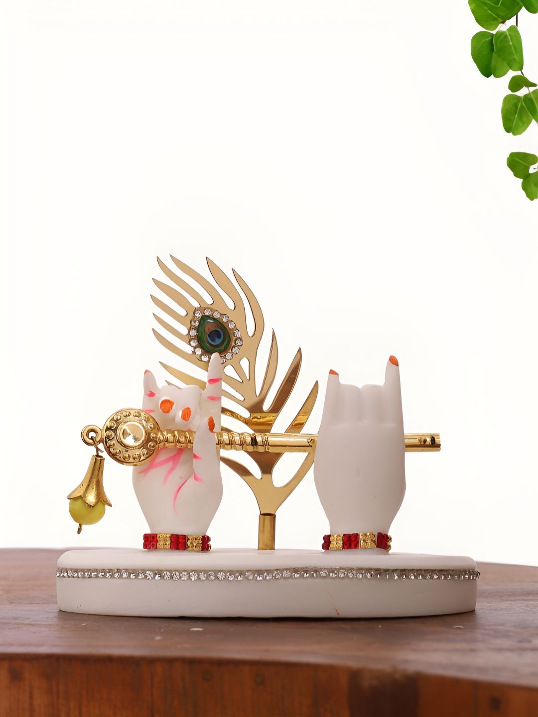 INTERNATIONAL GIFT White Religious Idol Showpiece