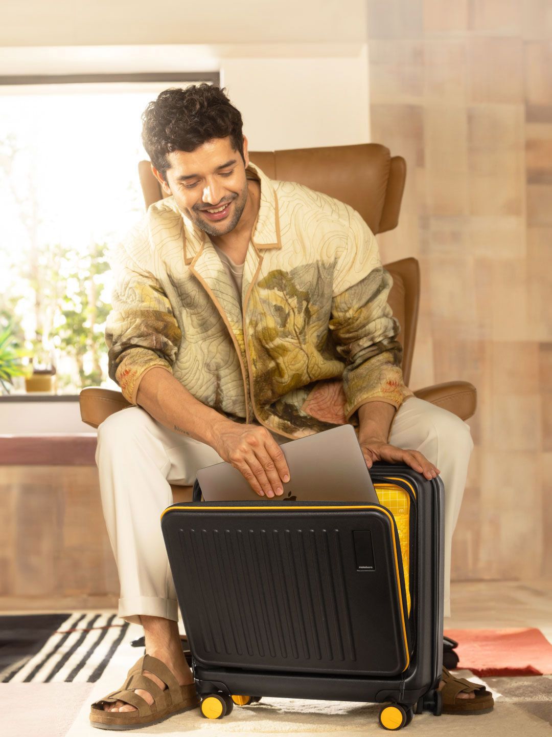 MOKOBARA The Transit Cabin Overnighter Textured Suitcase-image-16