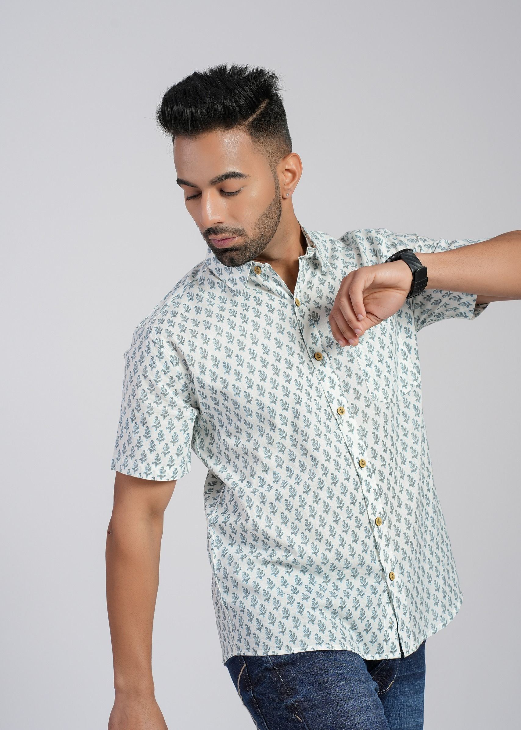 Cotton Curio Men Comfort Opaque Printed Casual Shirt-picture-18