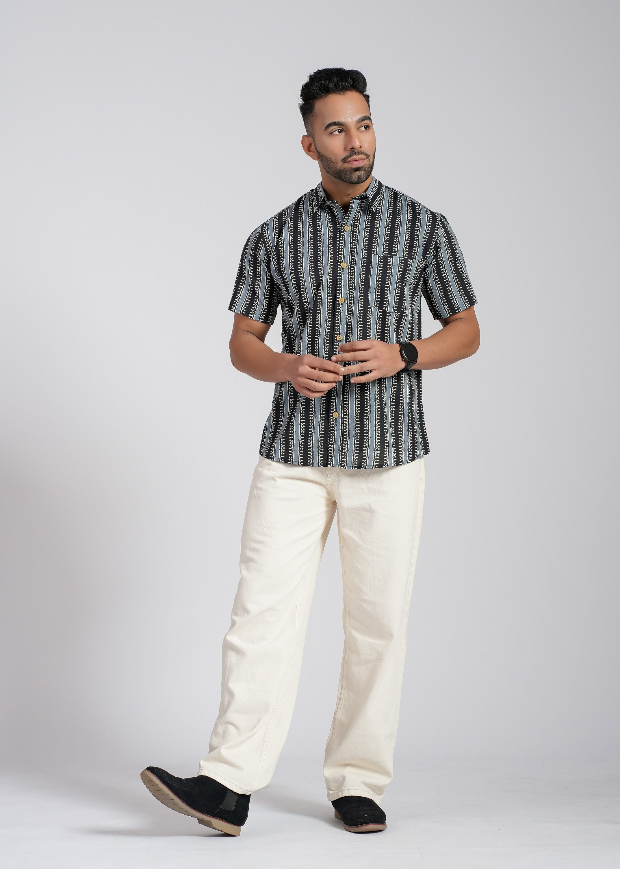 Cotton Curio Men Comfort Fit Spread Collar Vertical Striped Cotton Casual Shirt-picture-18