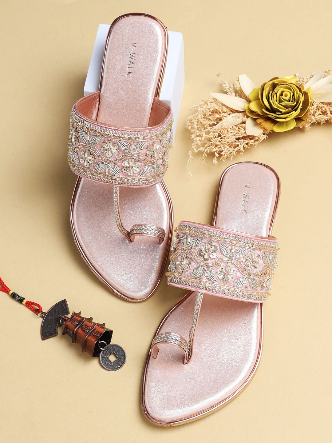 V-WALK Women Embellished Ethnic One Toe Flats-picture-21