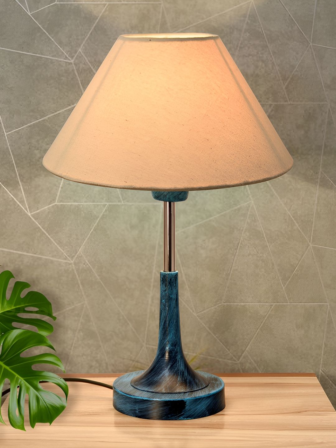 Homesake Beige Metal Industrial Frusturical Shaped Table Lamp-picture-36