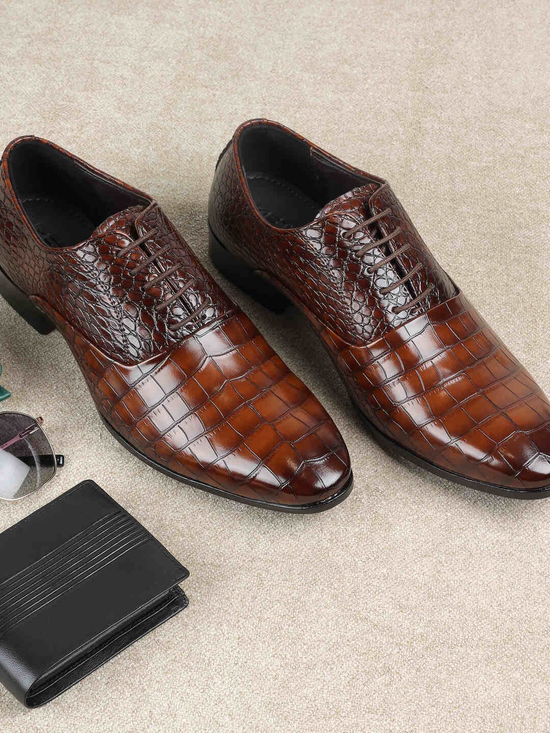 Metro Men Textured Lace Up Leather Brogues-picture-14