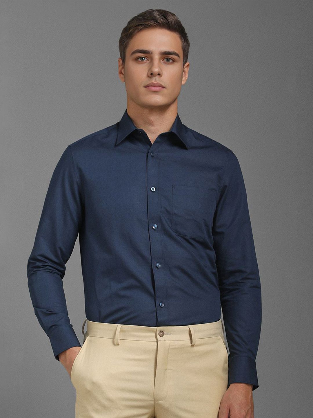 Louis Philippe Men Classic Fit Spread Collar Solid Cotton Linen Formal Shirt-picture-23