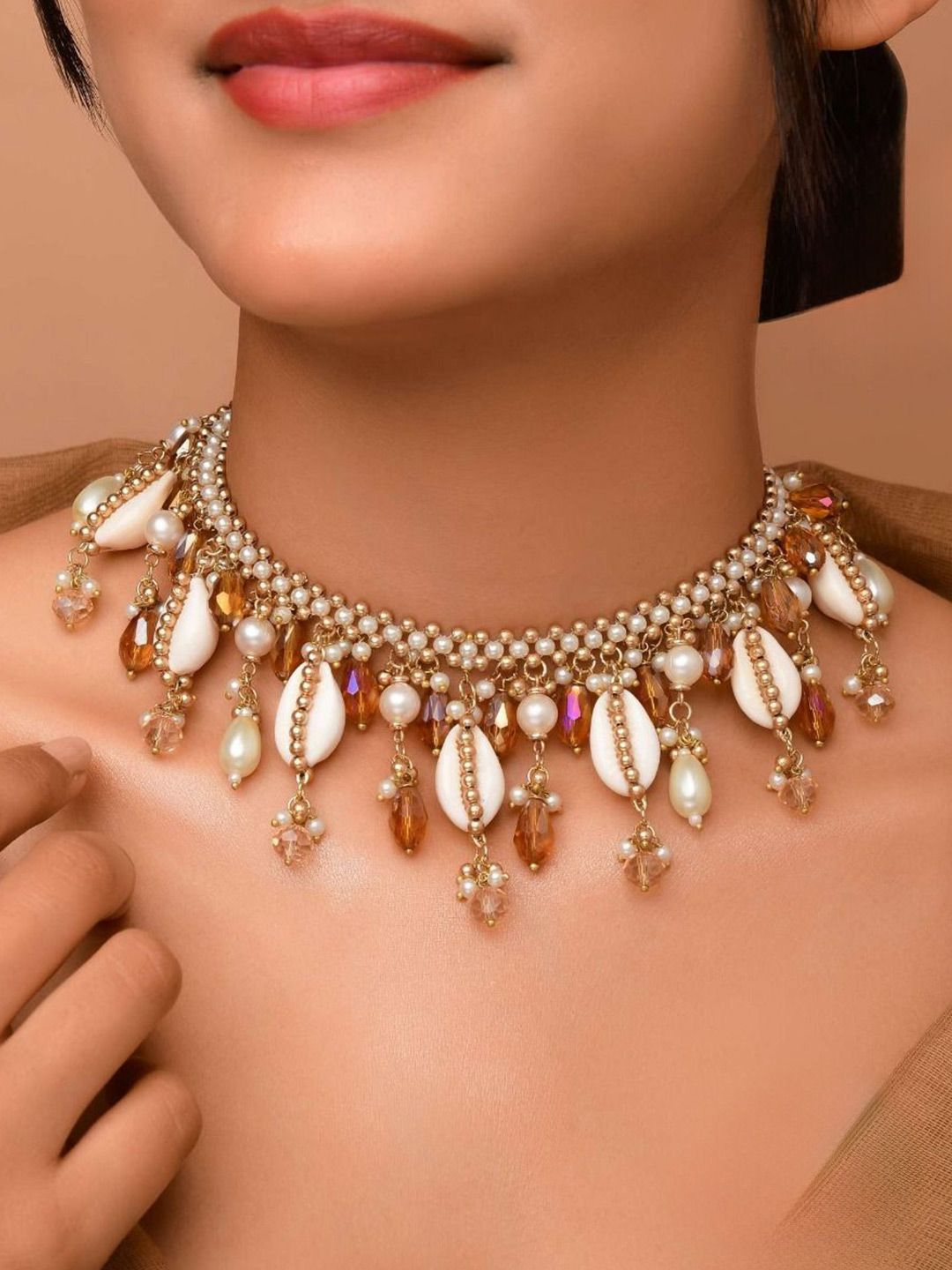 EVERSTYLISH Beads, Shells & Glass Drops Embroidered Neckpiece-picture-43