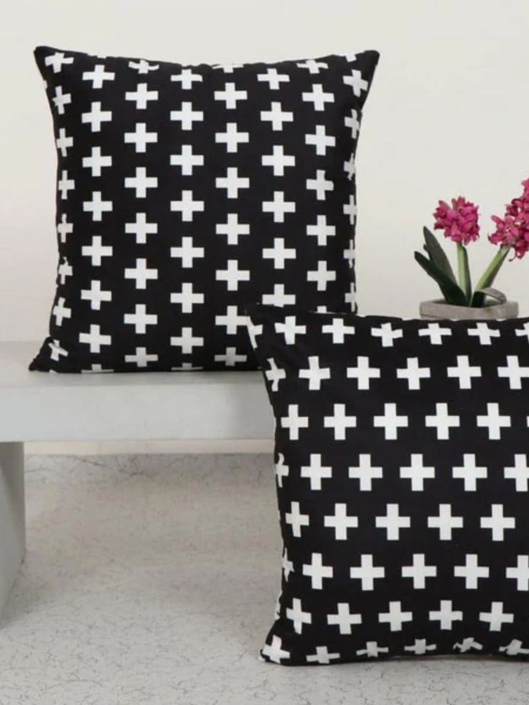 Aura Multicoloured Set of 2 Cushion Covers-image-2