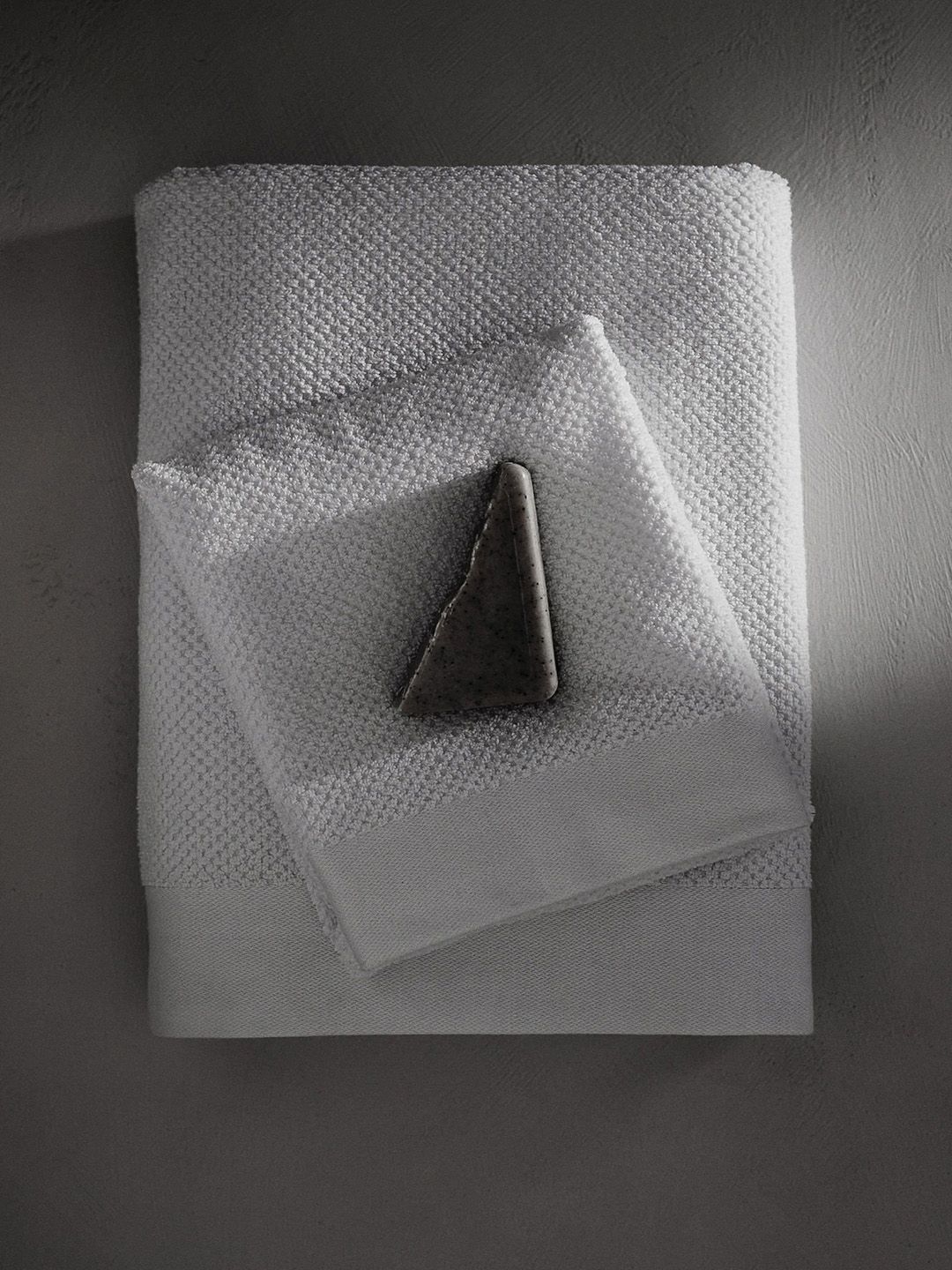 H&M White Cotton Terry Bath Towel-image-49