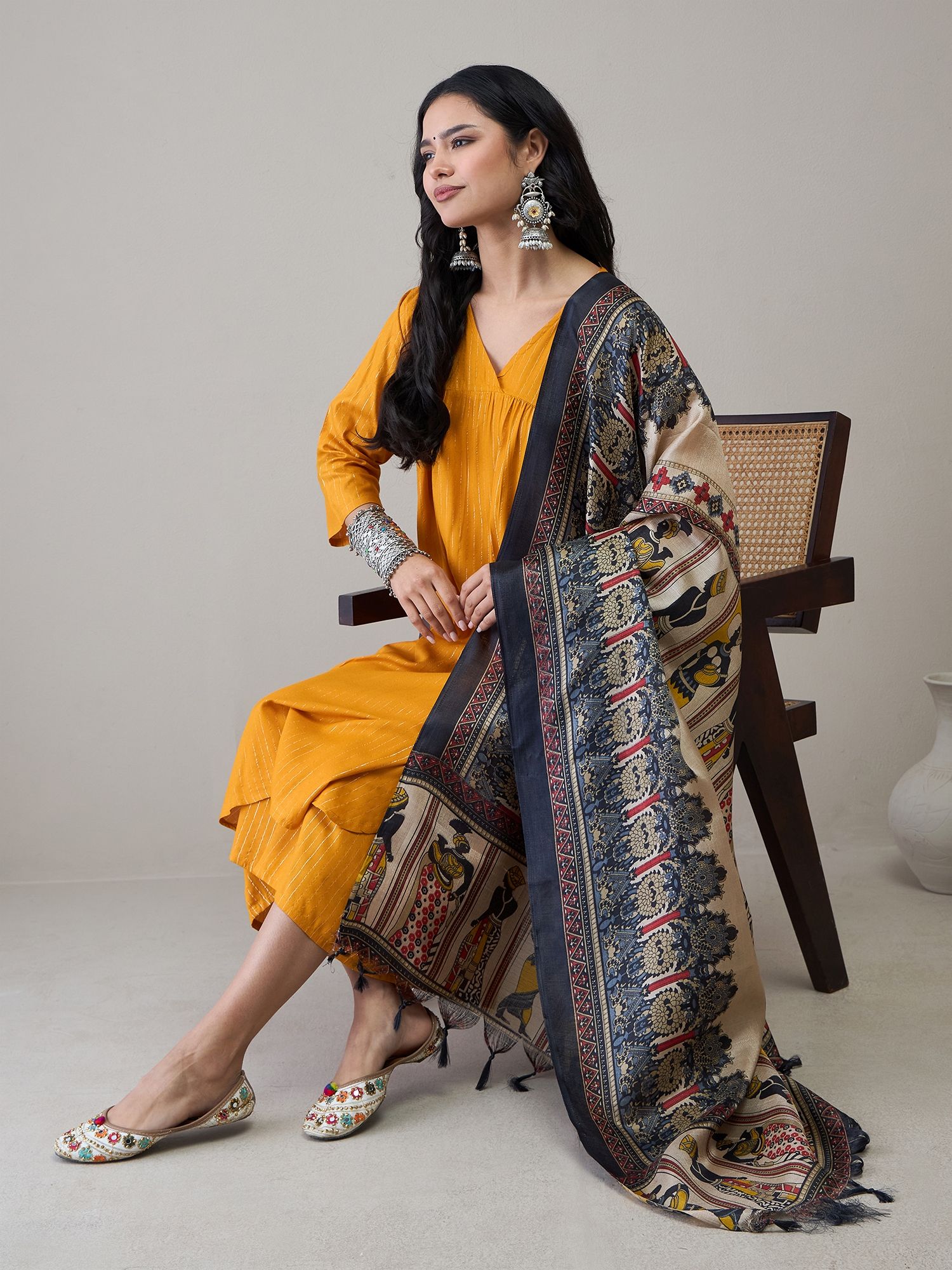 InWeave Women Regular Kurta with Trousers & With Dupatta