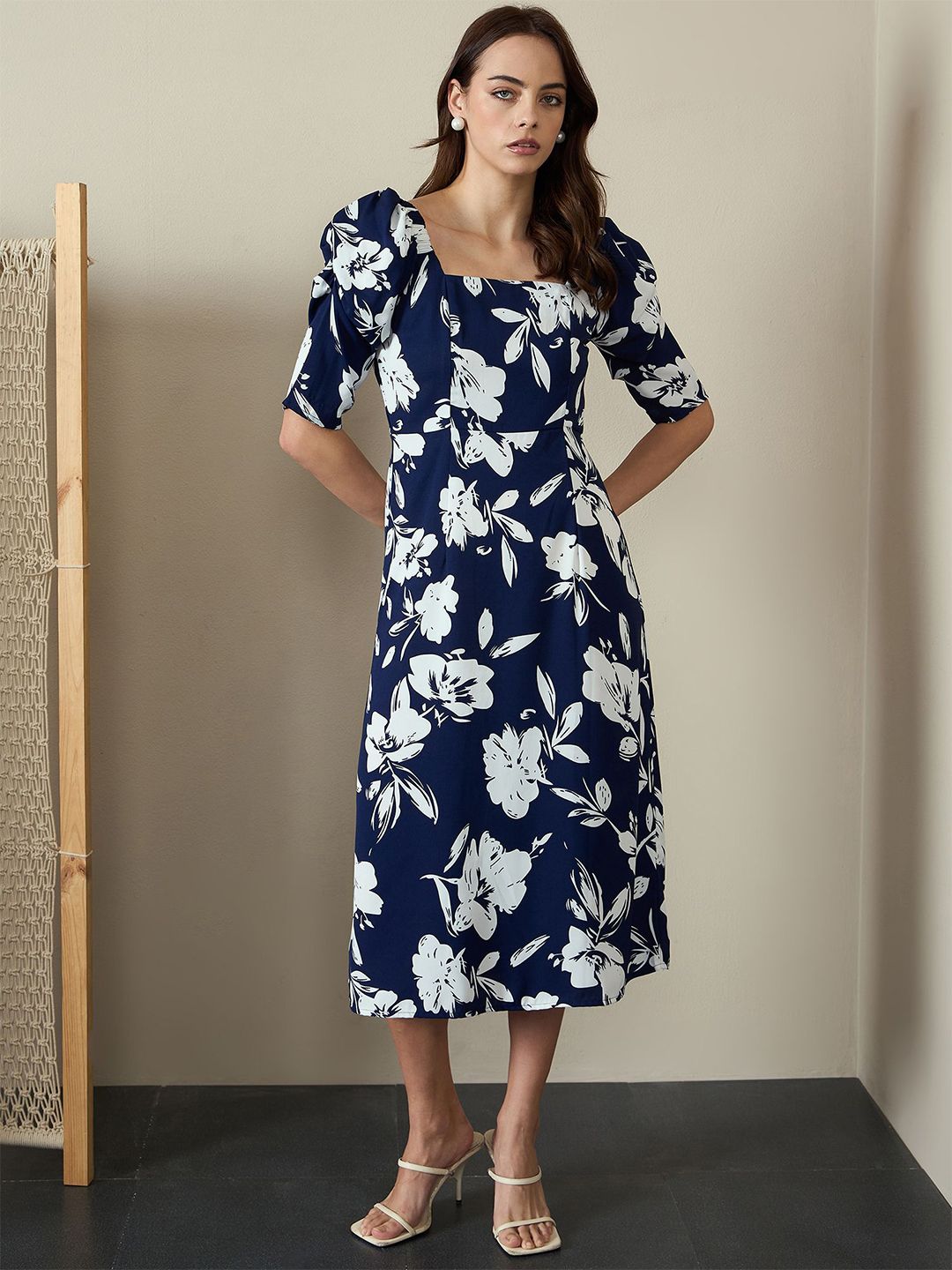 Kibo Floral Print Puff Sleeve Crepe A-Line Midi Dress-picture-41