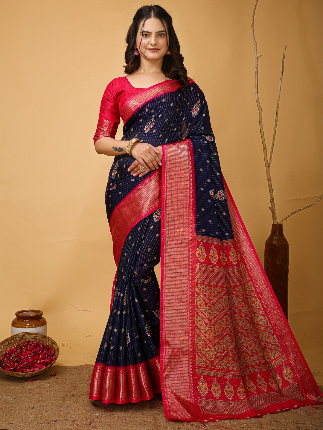 Anouk Rustic Ethnic Motifs Zari Silk Blend Sungudi Saree-picture-19