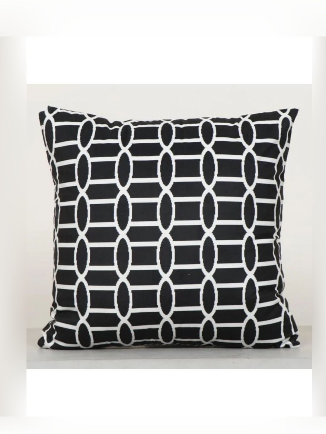 Aura Black And White Geometric Printed Square Shaped Cushion Covers-image-5