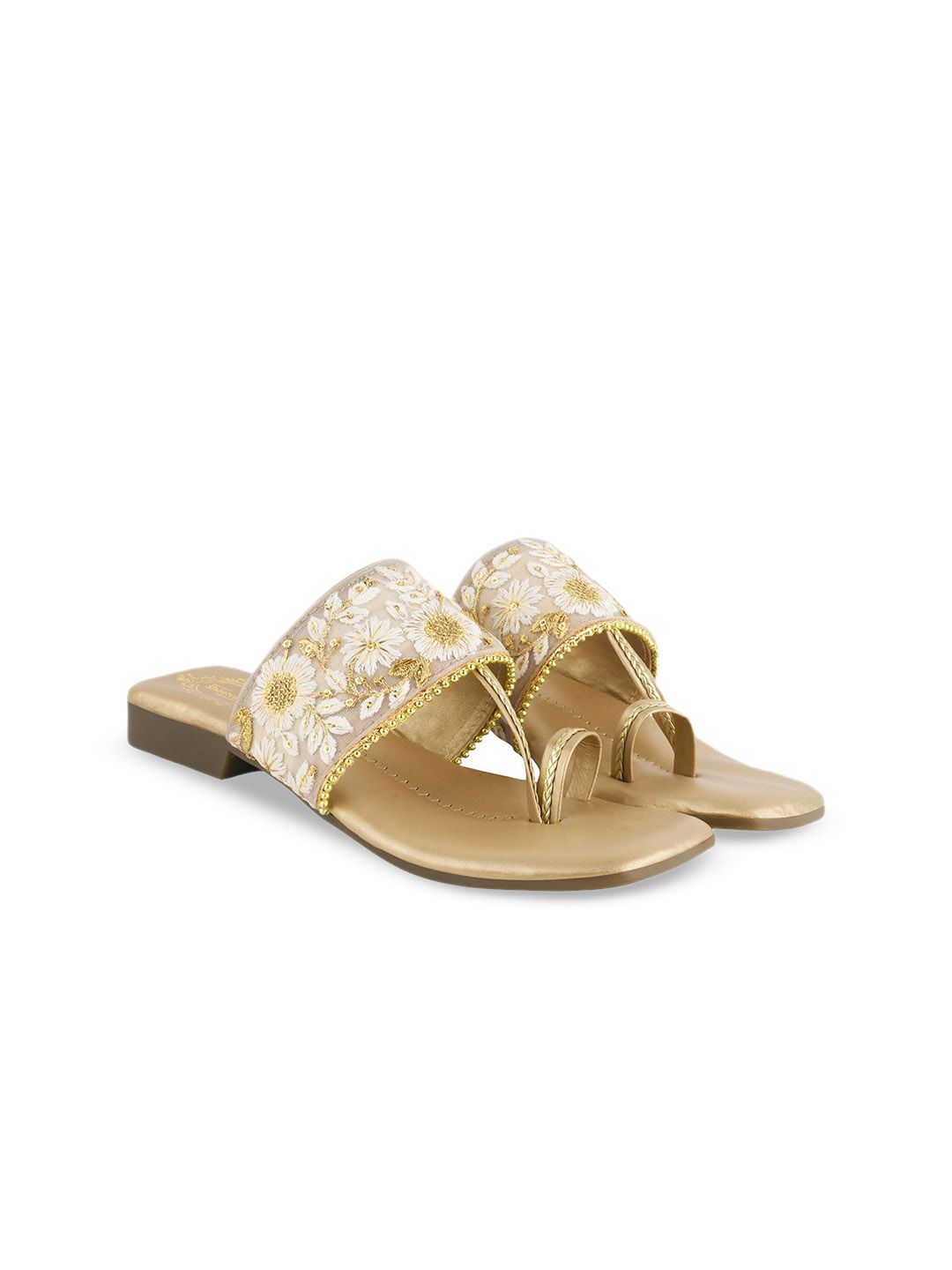 Shoetopia Girls Embellished Ethnic Open Toe Flats with Embroidered-picture-33