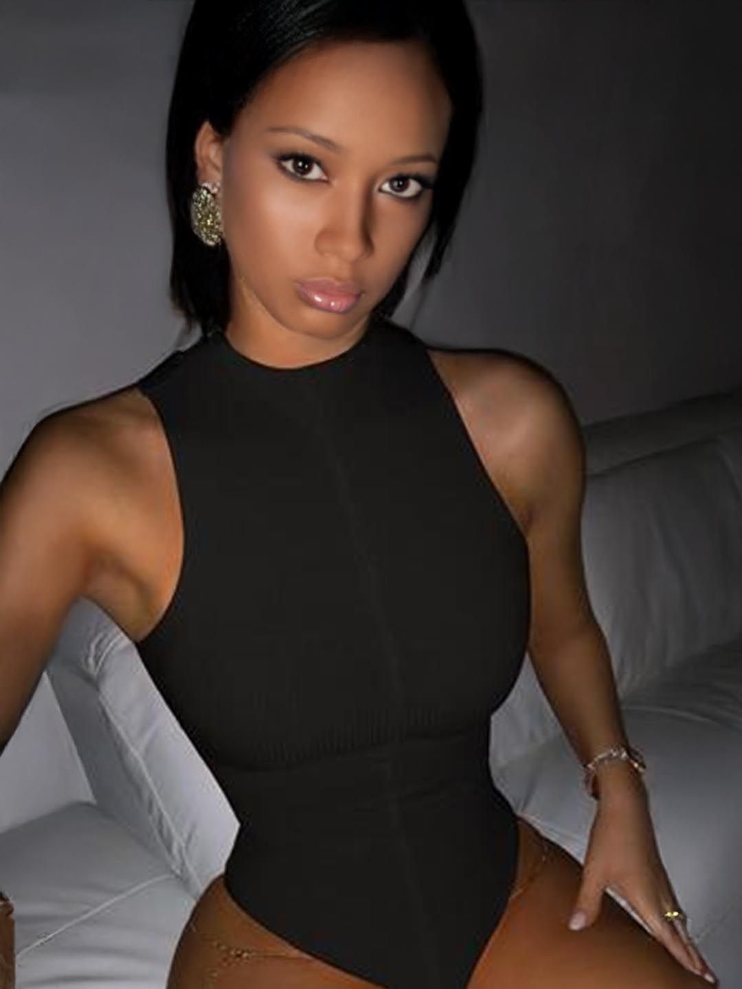 StyleCast Women Round Neck Sleeveless Bodysuit-image-47