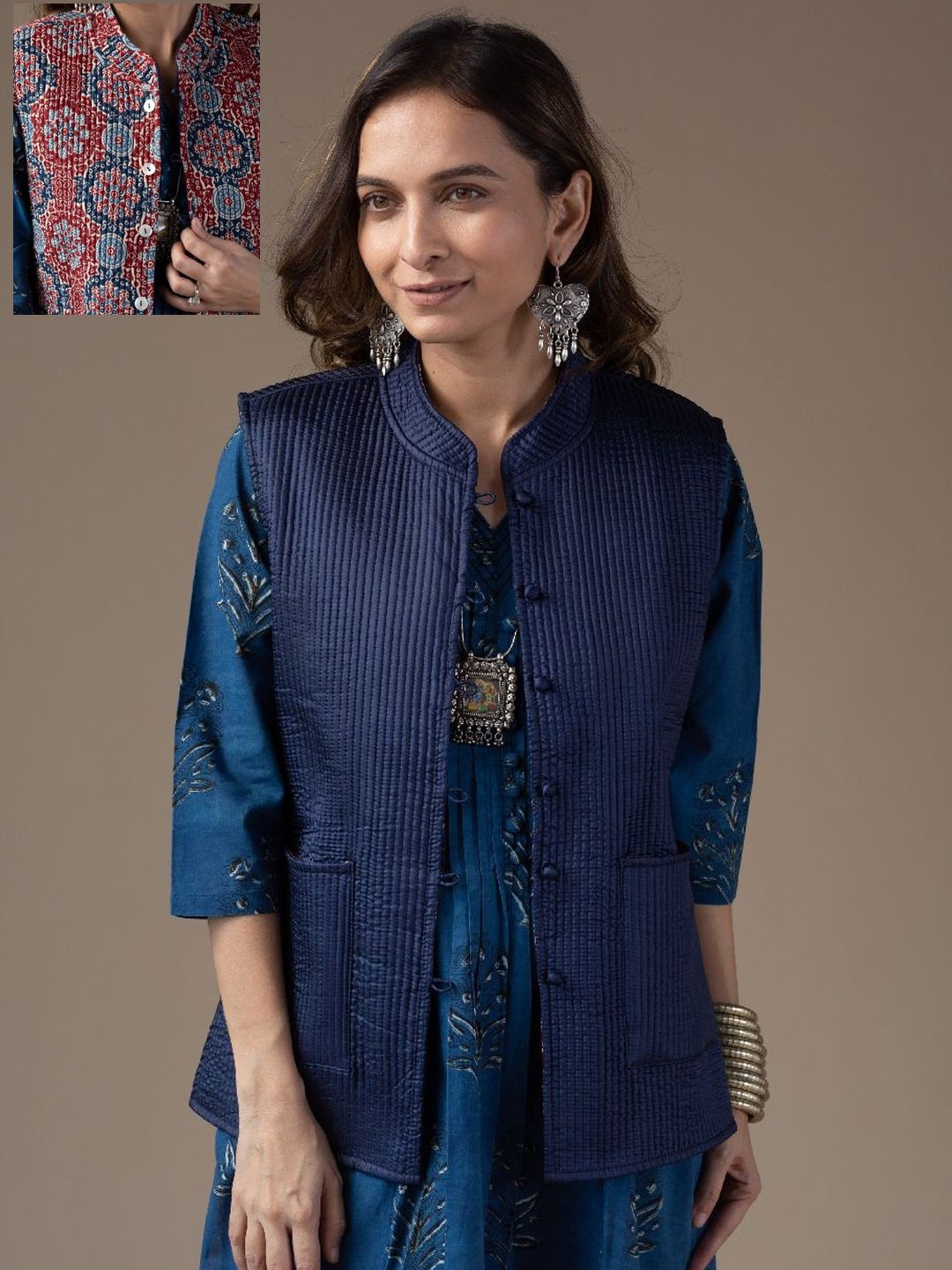 KUSVAA Women Mandarin Collar Floral Printed Silk Ethnic Reversible Tailored Jacket