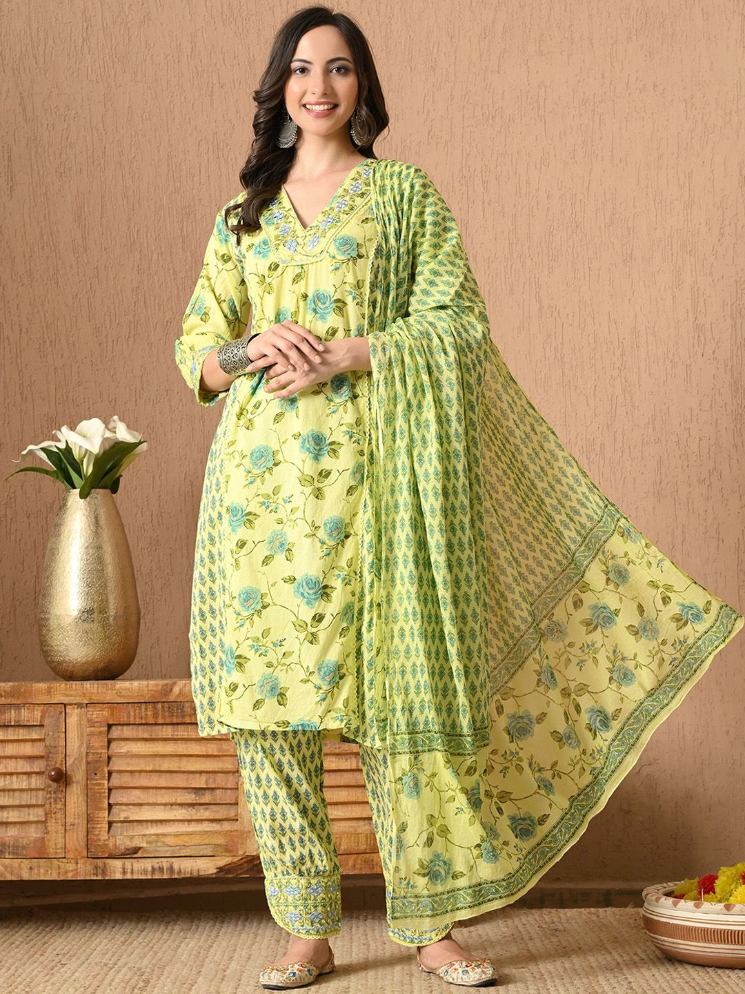 Anouk Women Floral Printed Regular Pure Cotton Kurta With Trouser & Dupatta