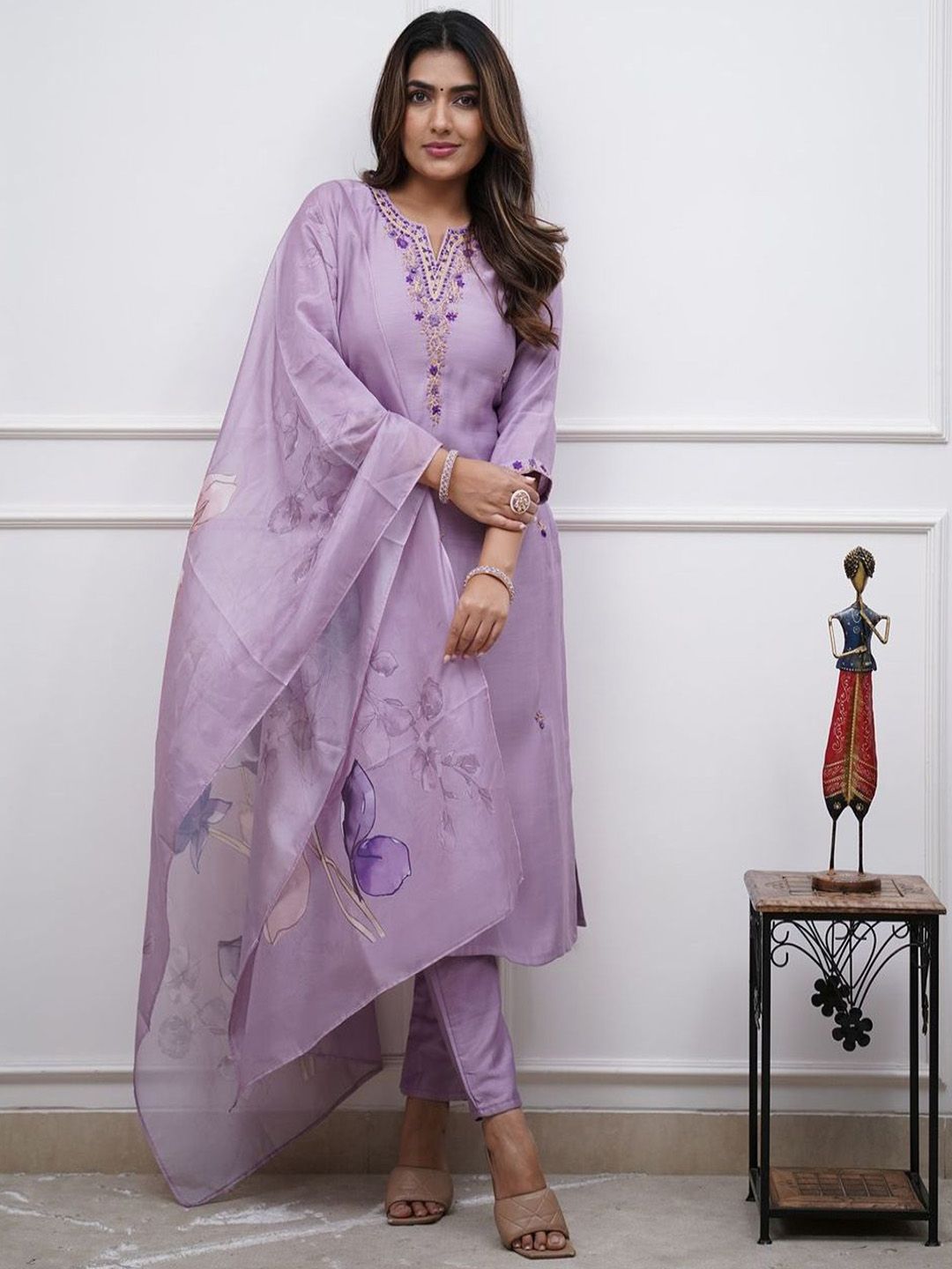 KALINI Floral Embroidered Notch Neck Thread Work Straight Kurta With Trousers & Dupatta