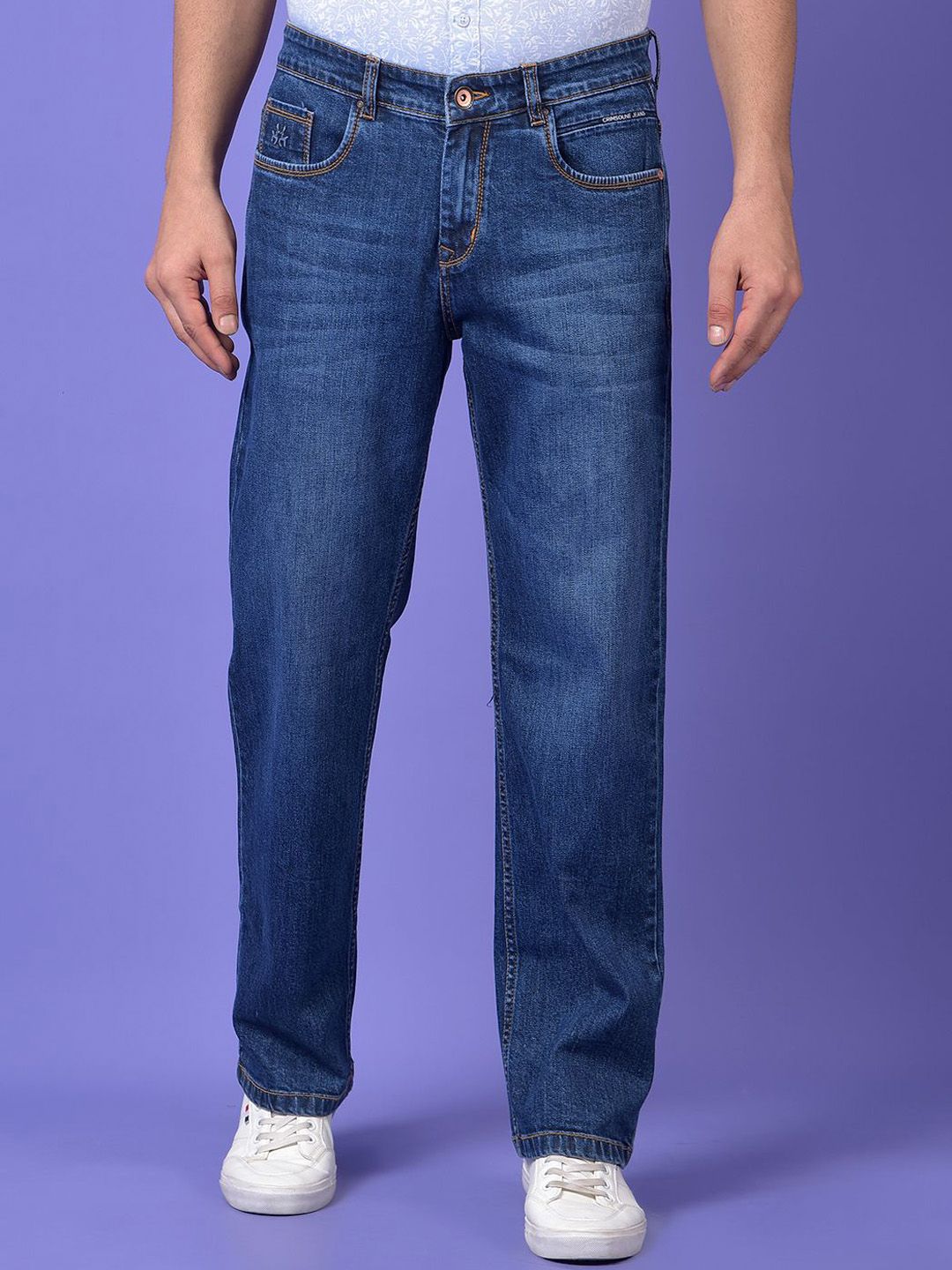 Crimsoune Club Men Straight Fit Mid-Rise Light Fade Stretchable Jeans-picture-26