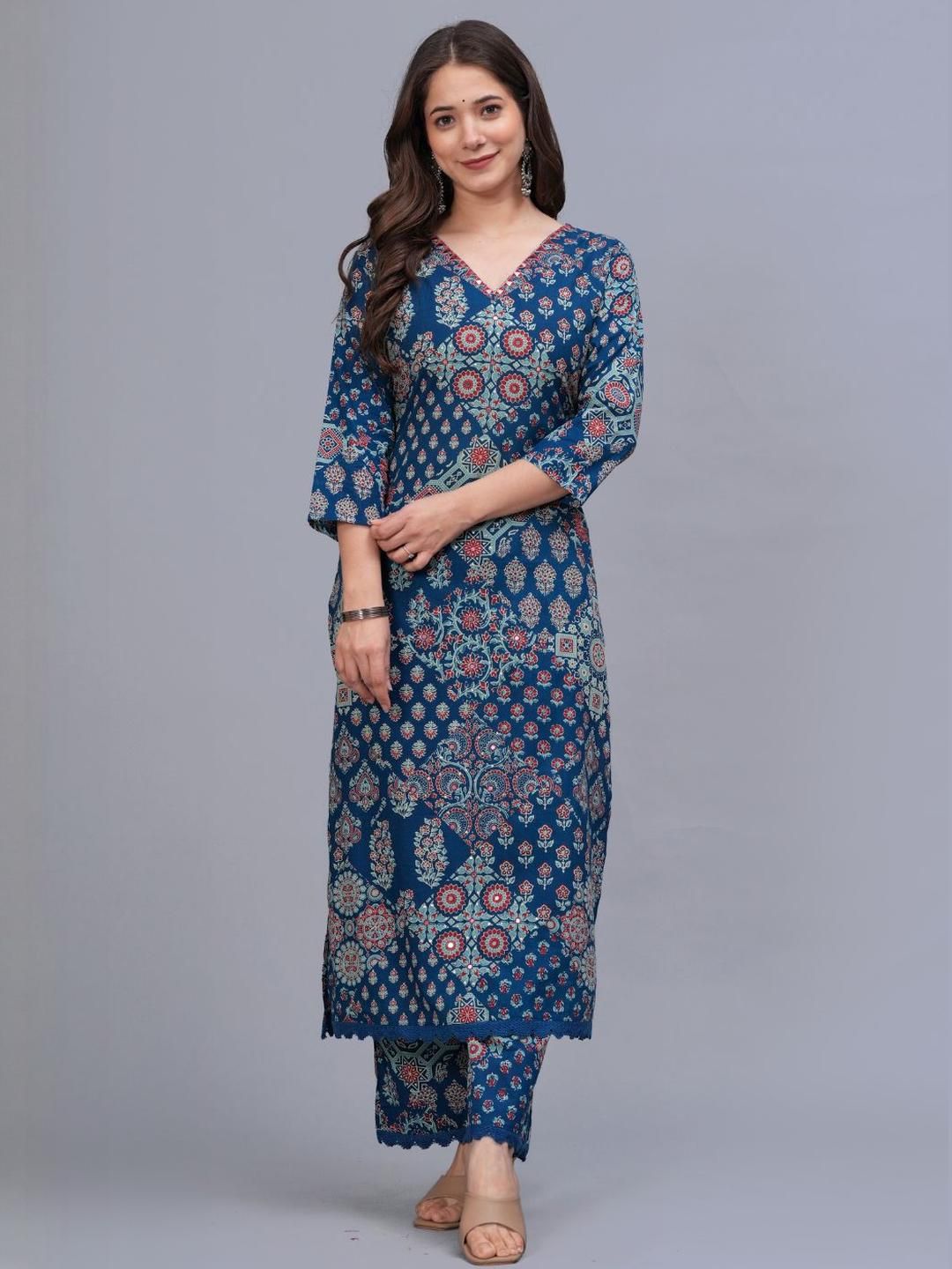 Amayra Women Blue Kurta Sets