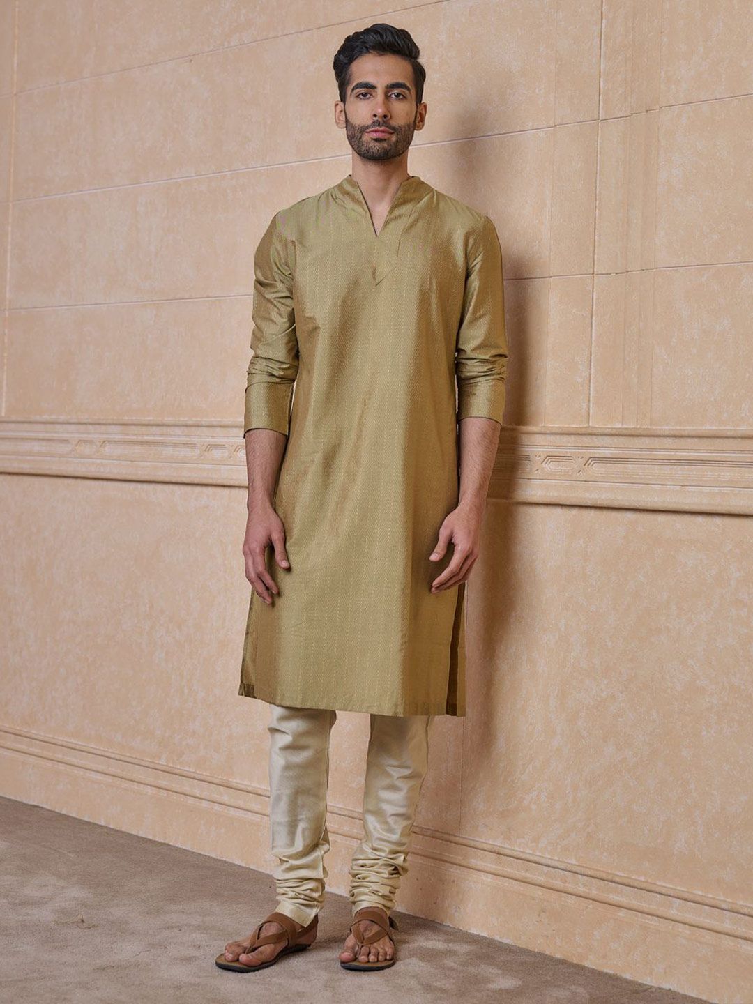 Tasva Men Woven Design V-Neck Straight Kurta-picture-28