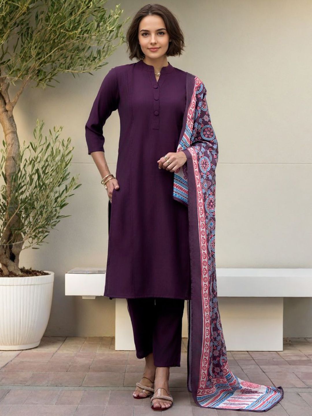 SZN Mandarin Collar Straight Kurta With Trousers & Dupatta