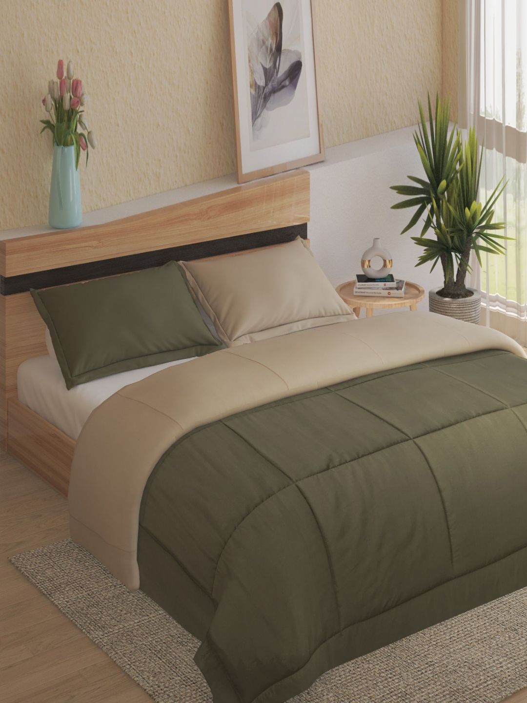 Home Centre Anantra Green & Beige 3 Pieces 120 GSM Reversible Double Bed Comforter Set-image-4