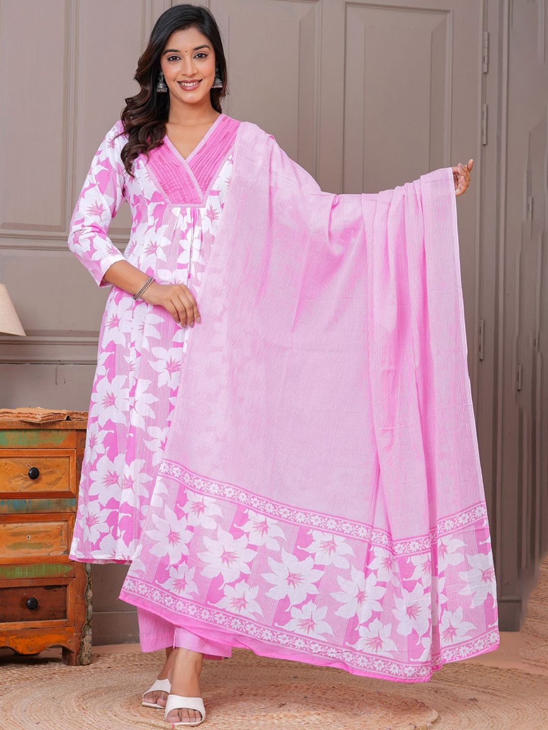 Kanahari Women Floral Yoke Design Regular  Pure Cotton Kurta with Trousers & With Dupatta