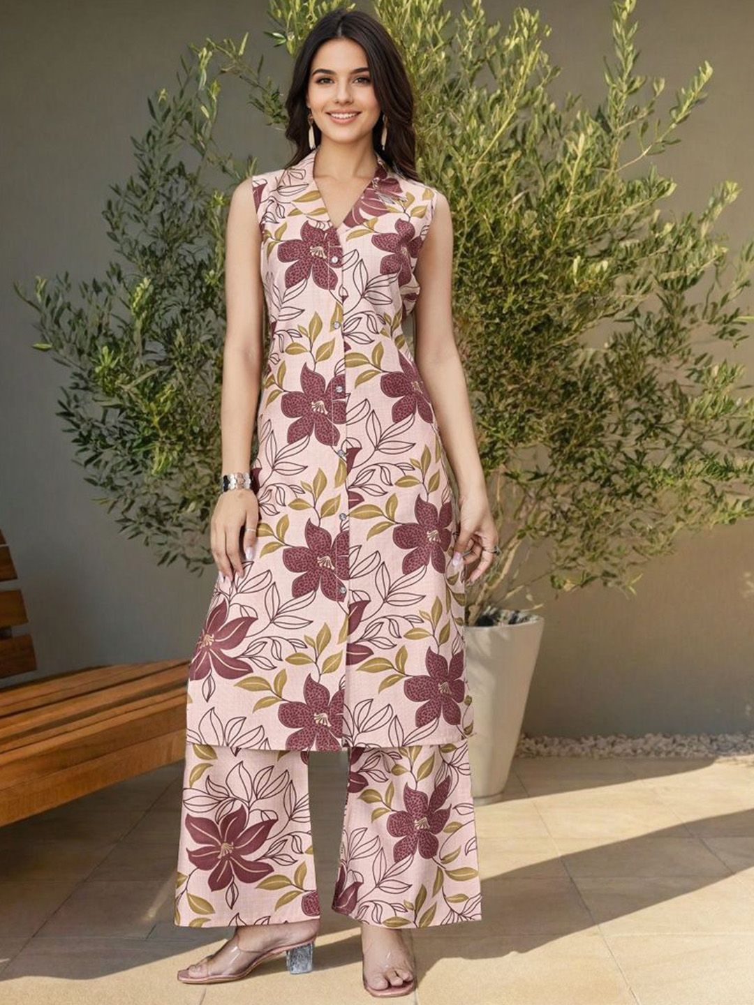 SZN Women Floral Printed Lapel Collar Regular Kurta with Palazzos