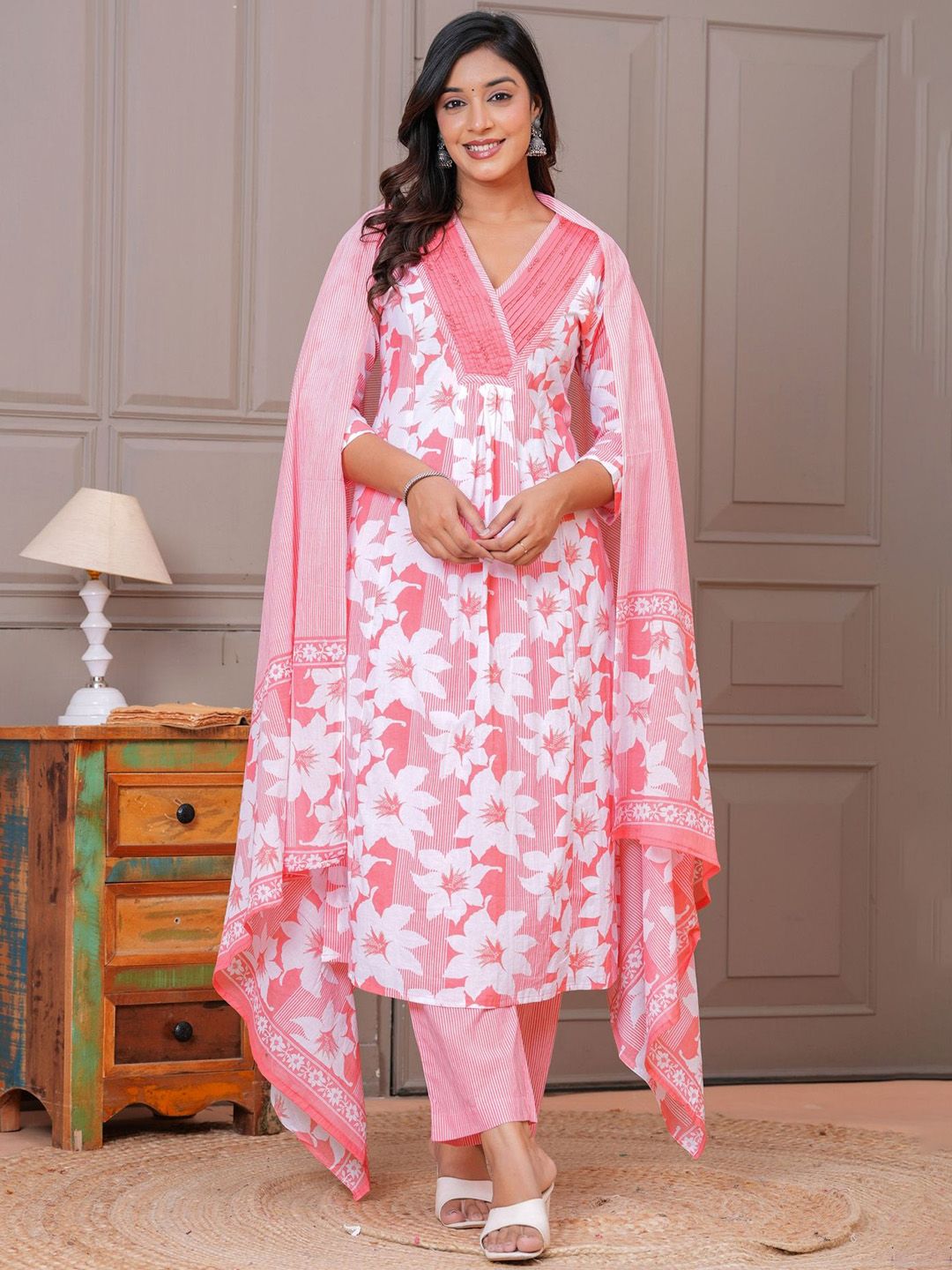 Kanahari Floral Printed V-Neck Pure Cotton Kurta With Trousers & Dupatta
