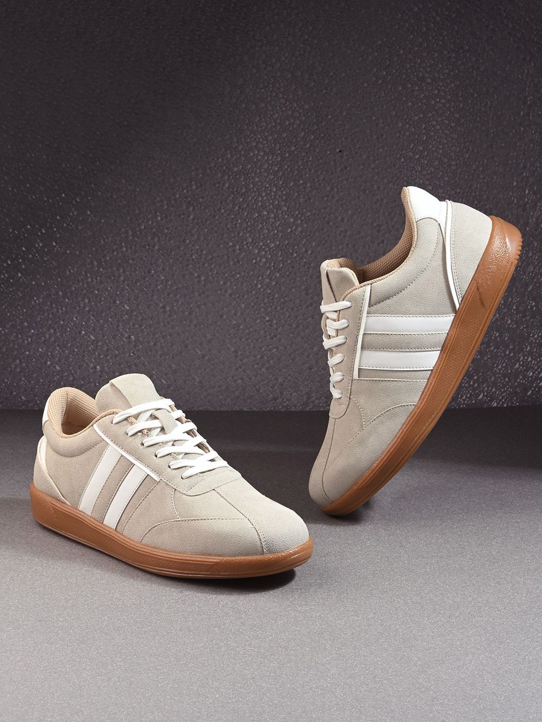 AfroJack Men Striped Sneakers-image-42