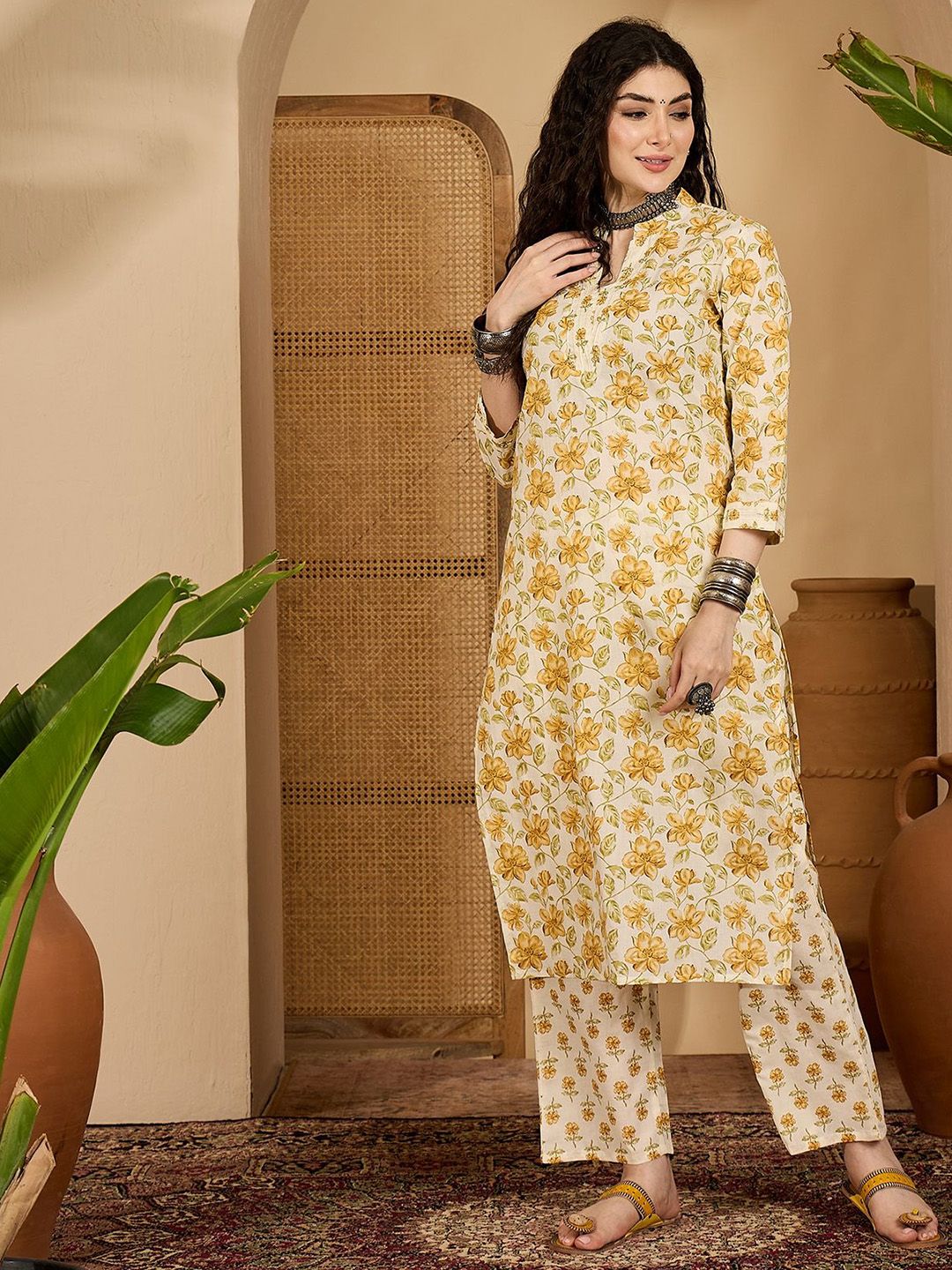 Sangria Floral Printed Mandarin Collar Pure Cotton A-Line Kurta With Trousers-picture-29
